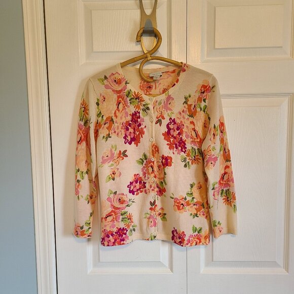 Merino wool floral cardigan - Picture 1 of 11